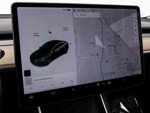 Used 2018 Tesla Model 3 Long Range image 31