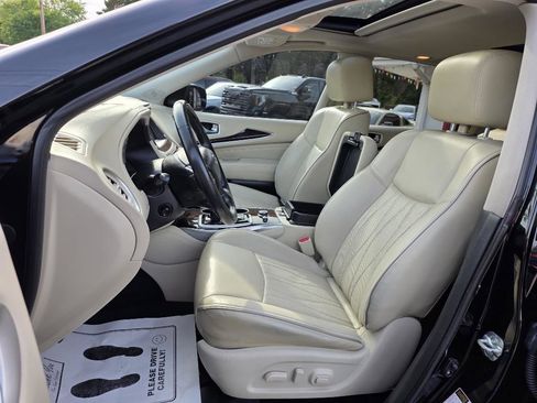 Used 2018 INFINITI QX60 FWD w/ Deluxe Technology Package image 16