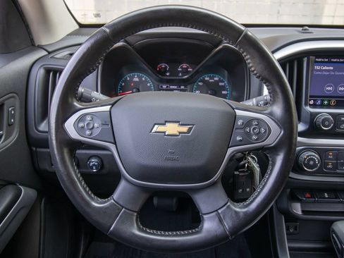 Used 2022 Chevrolet Colorado LT AWD/4WD image 30