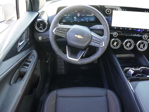 New 2026 Chevrolet Blazer EV LT image 12