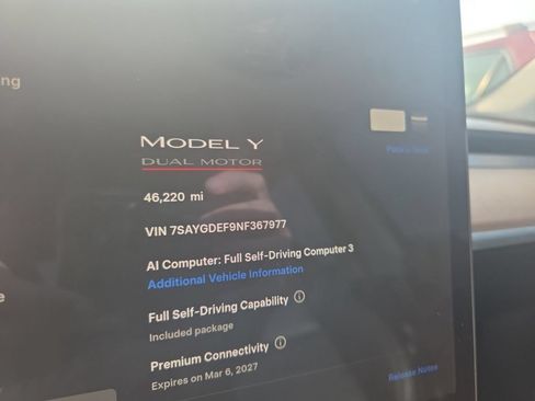 Used 2022 Tesla Model Y Performance AWD/4WD image 2