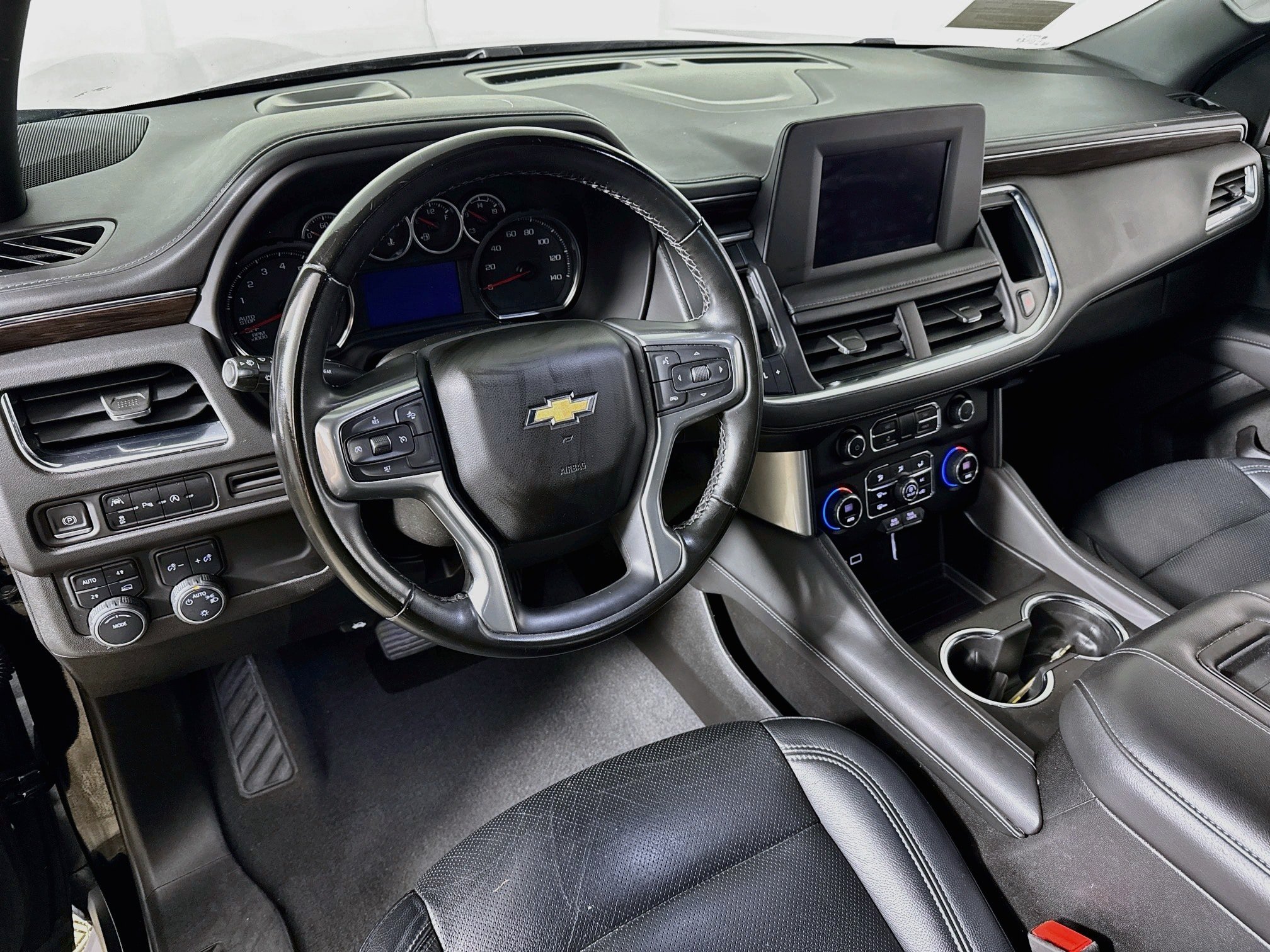 Used 2023 Chevrolet Suburban LS AWD/4WD image 10