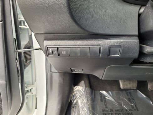 Used 2023 Toyota Corolla LE FWD image 31