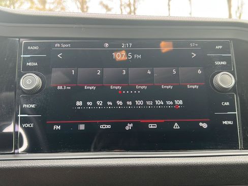 Used 2023 Volkswagen Jetta GLI Autobahn image 16