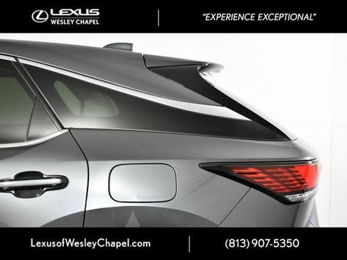 Used 2024 Lexus RX 350 FWD w/ Technology Package image 12