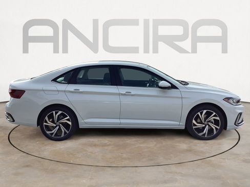 New 2026 Volkswagen Jetta SEL FWD image 9