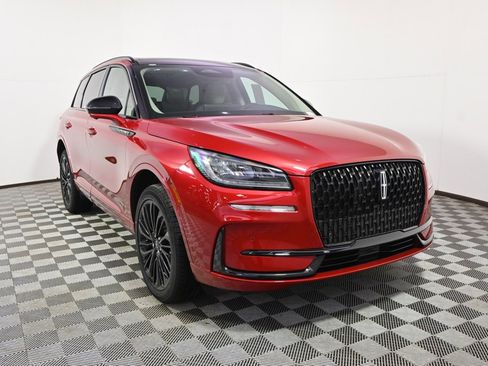 New 2026 Lincoln Corsair Premiere image 9