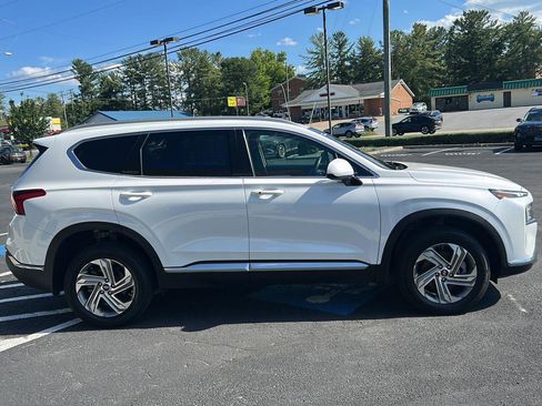 Certified 2022 Hyundai Santa Fe SEL AWD/4WD image 9