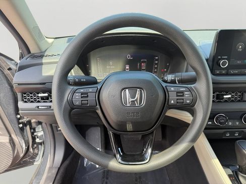 Used 2024 Honda Accord EX image 12