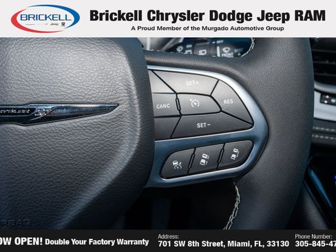 New 2026 Chrysler Pacifica Select image 30