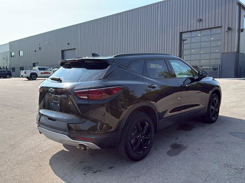 Used 2023 Chevrolet Blazer LT w/ Convenience Package FWD image 3