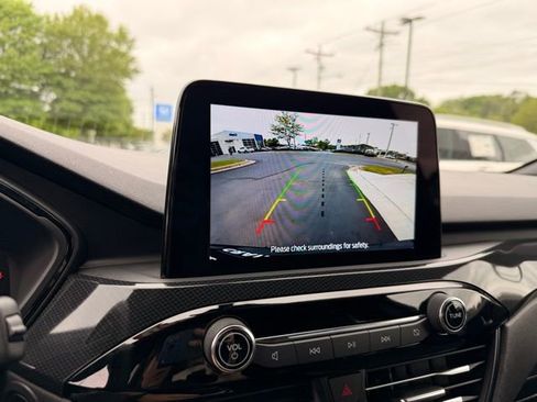 Used 2023 Ford Escape ST-Line w/ Cold Weather Package image 30