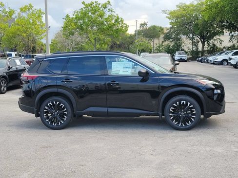 New 2026 Nissan Rogue Dark Armor FWD image 8