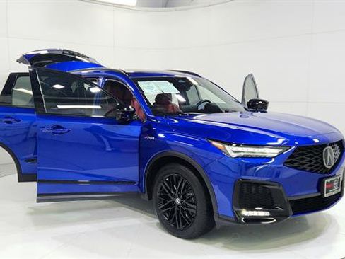 Used 2025 Acura MDX A-Spec image 29