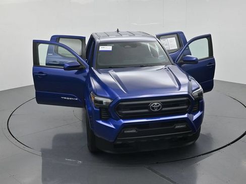 Used 2025 Toyota Tacoma SR5 RWD image 46