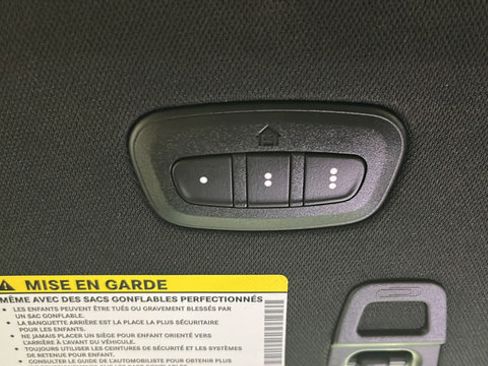 Used 2025 Jeep Grand Cherokee Limited w/ Luxury Tech Group II AWD/4WD image 33