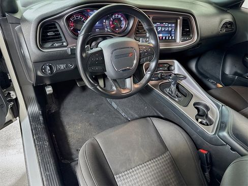 Used 2022 Dodge Challenger GT w/ Blacktop Package image 18