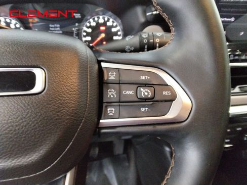 Used 2022 Jeep Compass Limited image 14