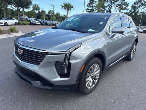 Used 2024 Cadillac XT4 Premium Luxury w/ Active Safety Package FWD image 1