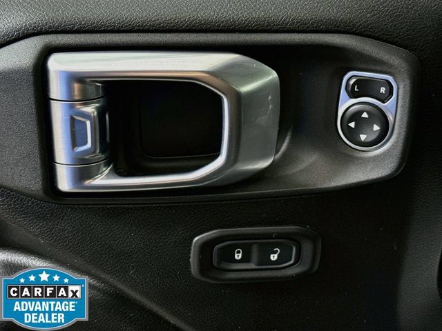 Used 2022 Jeep Wrangler Unlimited Sport AWD/4WD image 17