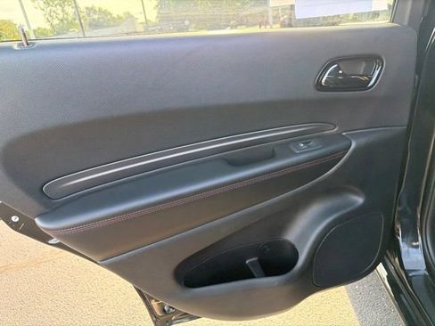 Used 2025 Dodge Durango GT AWD/4WD image 26