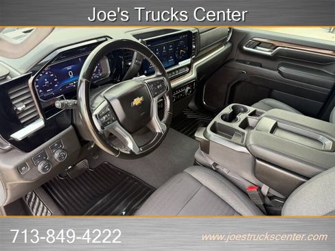 Used 2024 Chevrolet Silverado 2500 LT w/ Convenience Package AWD/4WD image 21