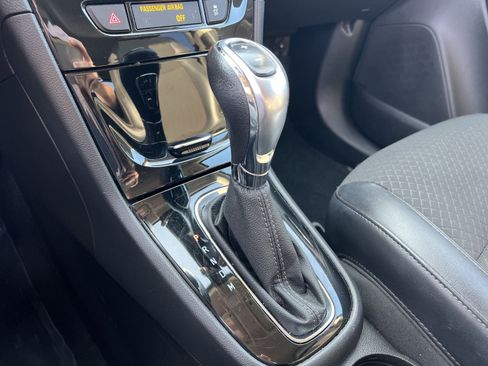 Used 2018 Buick Encore Preferred FWD image 21