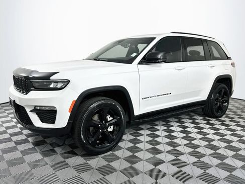 Used 2024 Jeep Grand Cherokee Limited w/ Luxury Tech Group II AWD/4WD image 6