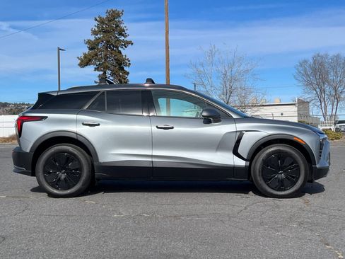 New 2026 Chevrolet Blazer EV LT image 8