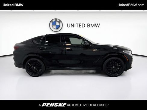 Used 2022 BMW X6 M50i w/ Executive Package AWD/4WD image 4