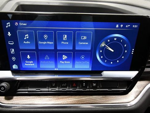 Used 2024 Chevrolet Silverado 2500 LT w/ Convenience Package image 23