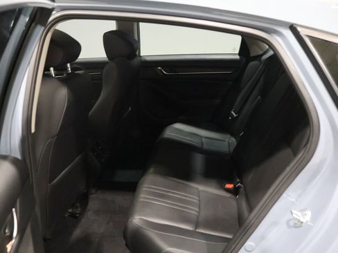 Used 2022 Honda Accord Touring image 17