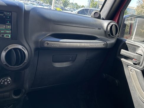 Used 2013 Jeep Wrangler Sport AWD/4WD image 23