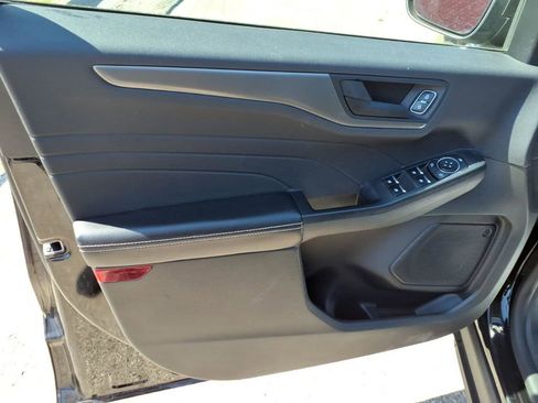 Used 2023 Ford Escape Active AWD/4WD image 12