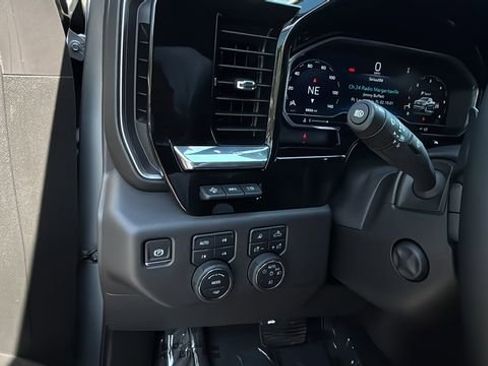 Used 2025 Chevrolet Silverado 1500 LTZ w/ LTZ Premium Package image 32