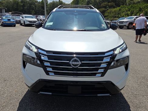 New 2026 Nissan Rogue Platinum AWD/4WD image 16