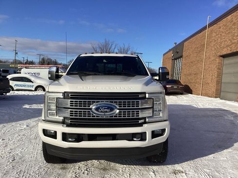 Used 2017 Ford F250 Platinum w/ Platinum Ultimate Package image 6