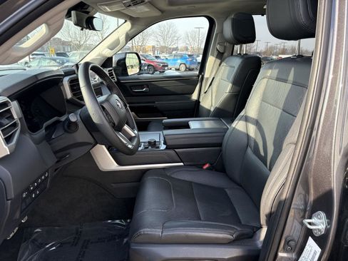 Used 2023 Toyota Sequoia Limited image 16