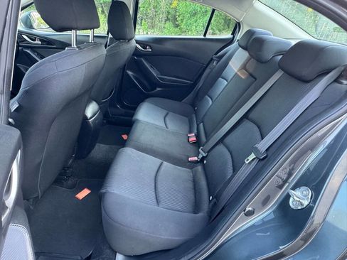 Used 2016 MAZDA MAZDA3 i Sport w/ Preferred Equipment Package FWD image 13