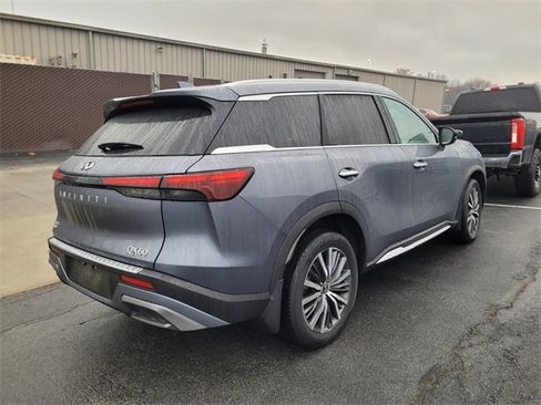 Used 2023 INFINITI QX60 Sensory w/ Vision Package image 7