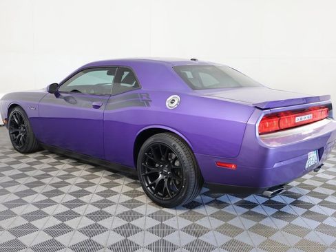 Used 2013 Dodge Challenger R/T RWD image 6