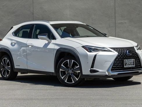 Used 2019 Lexus UX 250h w/ Premium Package AWD/4WD image 17