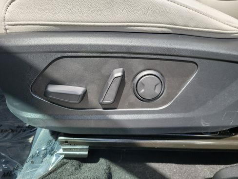 Used 2025 Hyundai Tucson SEL FWD image 14