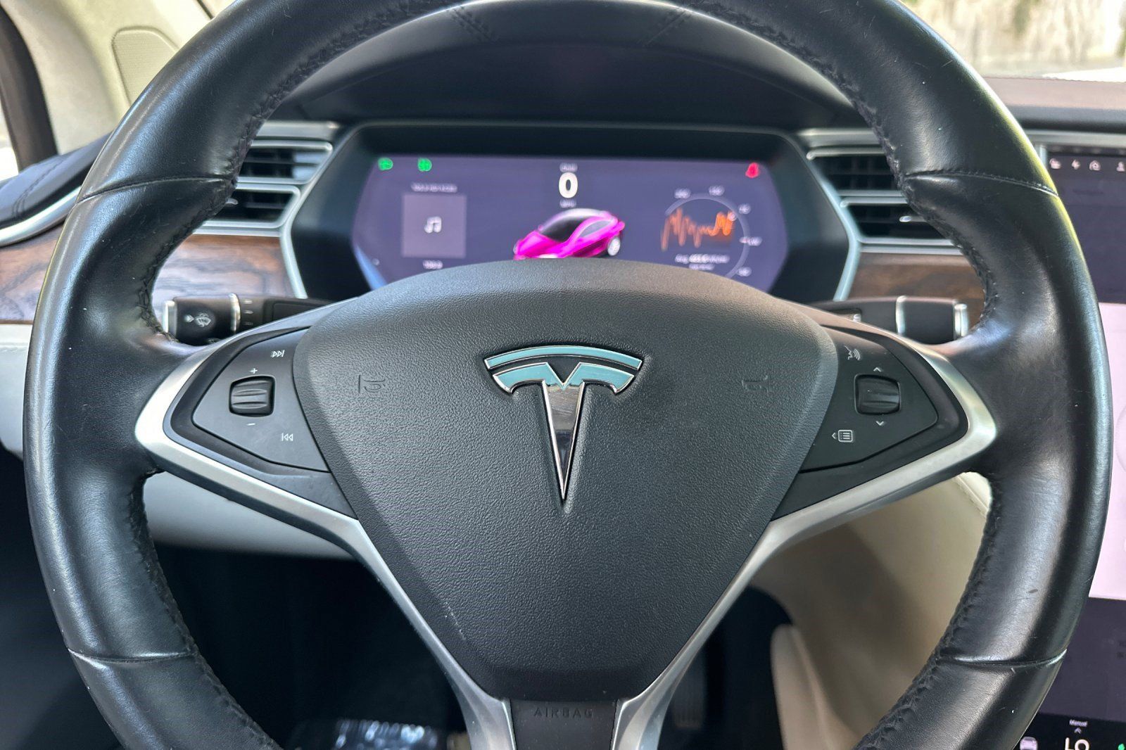 Used 2018 Tesla Model X 75D AWD/4WD image 10