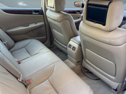 Used 2004 Lexus ES 330 FWD image 29
