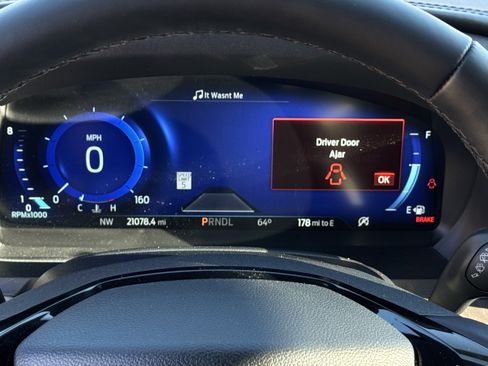 Certified 2022 Ford Explorer Platinum w/ Equipment Group 601A image 20