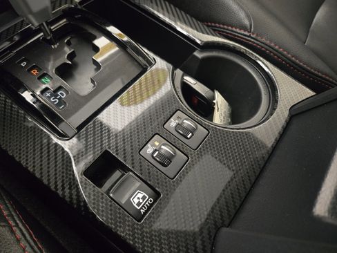 Used 2022 Toyota 4Runner TRD Off-Road Premium image 28