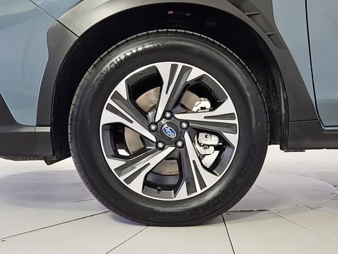 Used 2025 Subaru Crosstrek 2.0i Premium w/ Crosstrek Mirror Package AWD/4WD image 5