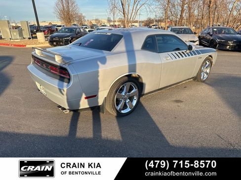 Used 2010 Dodge Challenger R/T image 6