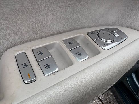 Used 2023 Genesis G70 2.0T AWD/4WD image 20